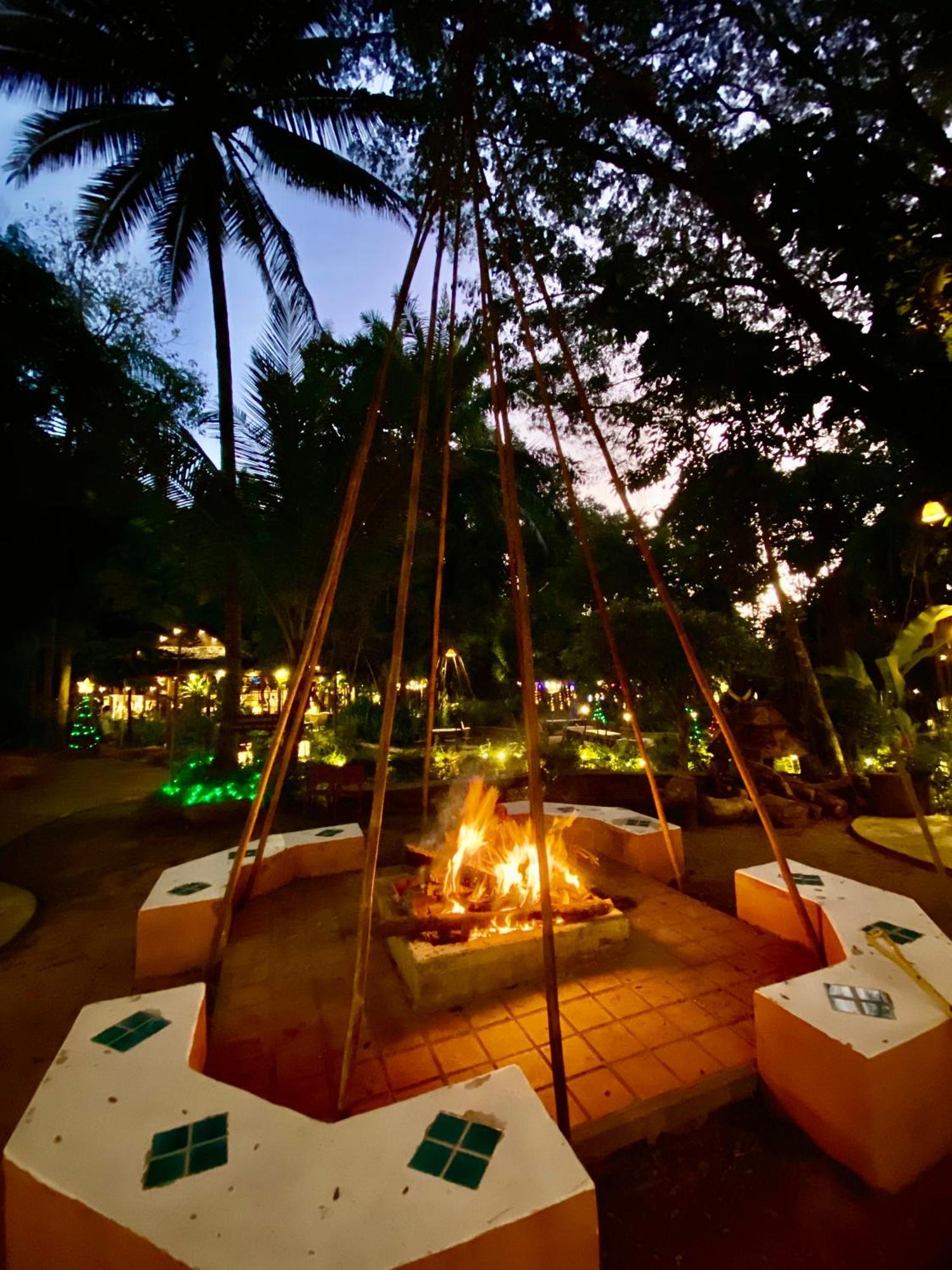 Fern Resort Mae Hong Son Exteriör bild